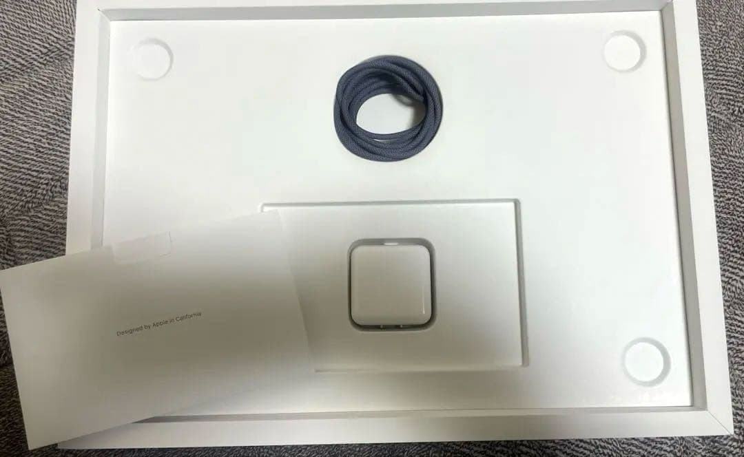 Apple M3 15インチMacBook Air 8GB 512GB SSD