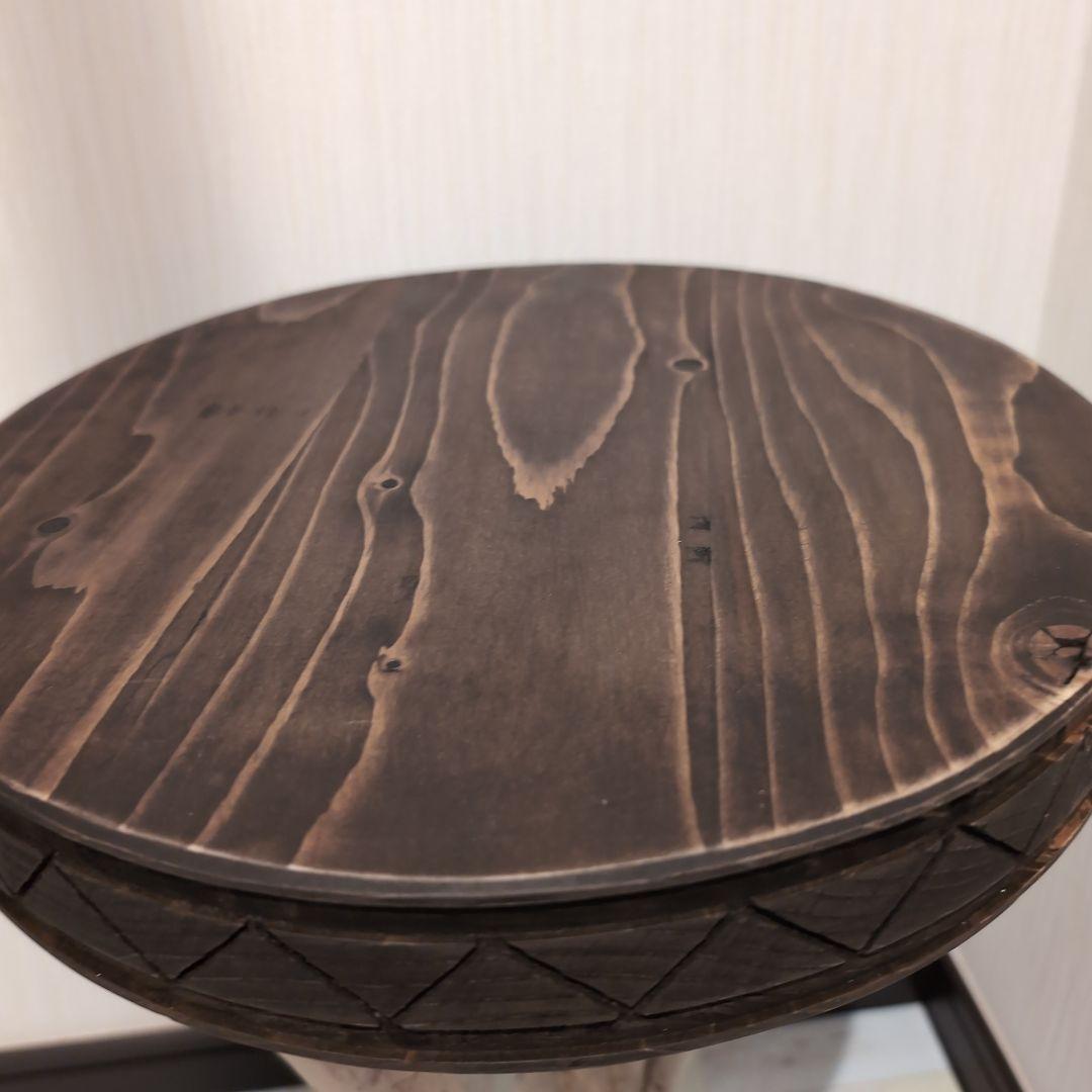 木と流木。アジアンテイスト円型ローサイドテーブル