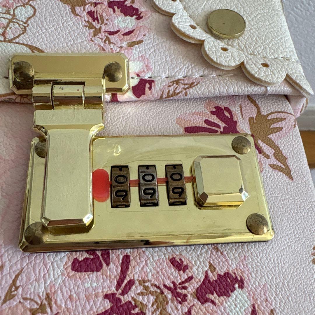 公*o様 リズリサ×マイメロ　キャリーケース