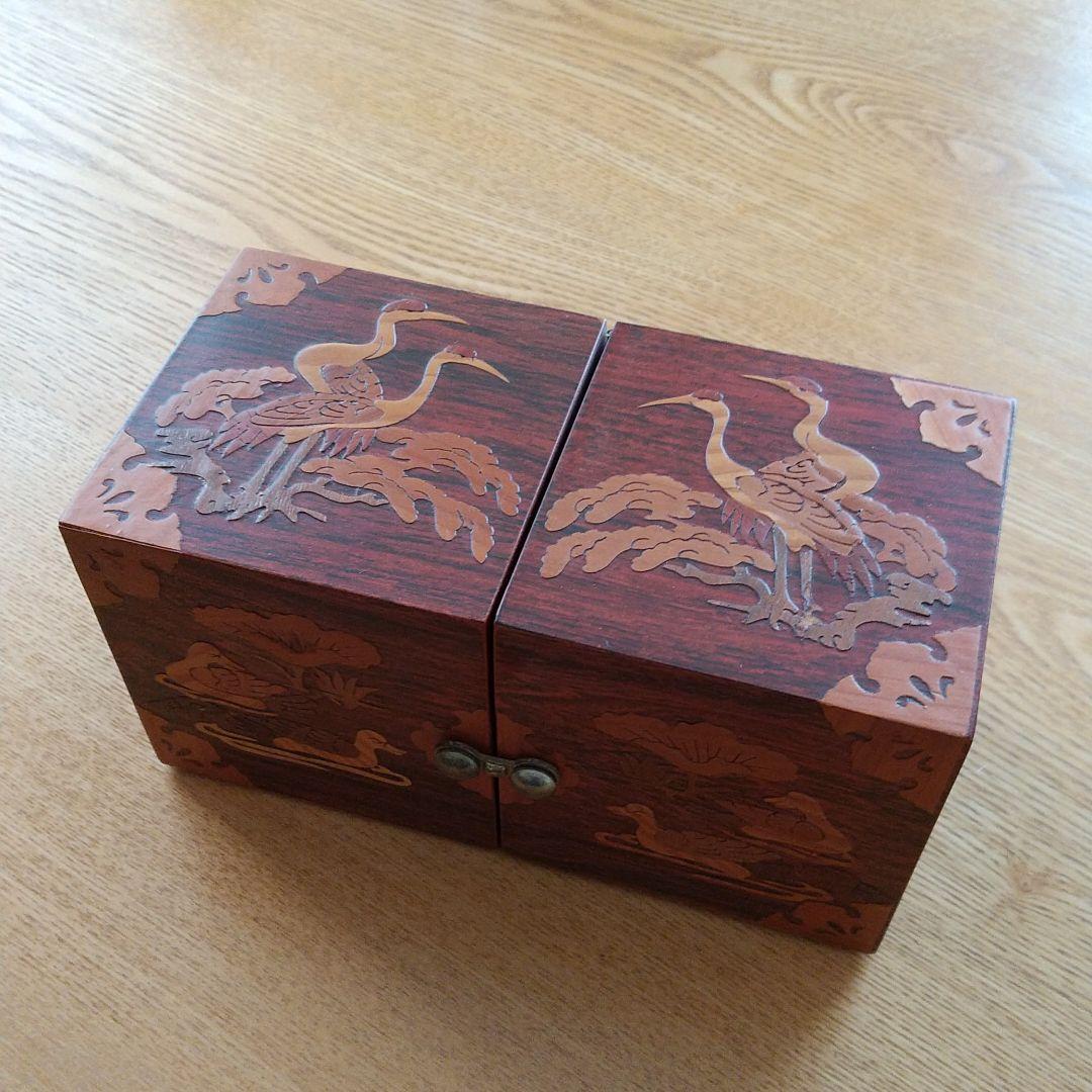 アクセサリーケース  モダンでレトロ