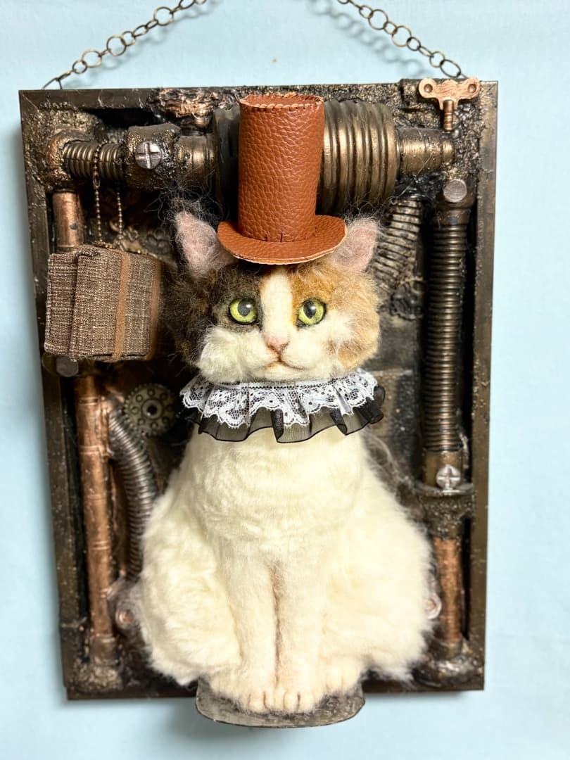 羊毛フェルト　スチームパンク三毛猫の壁掛けオブジェ【ハンドメイド