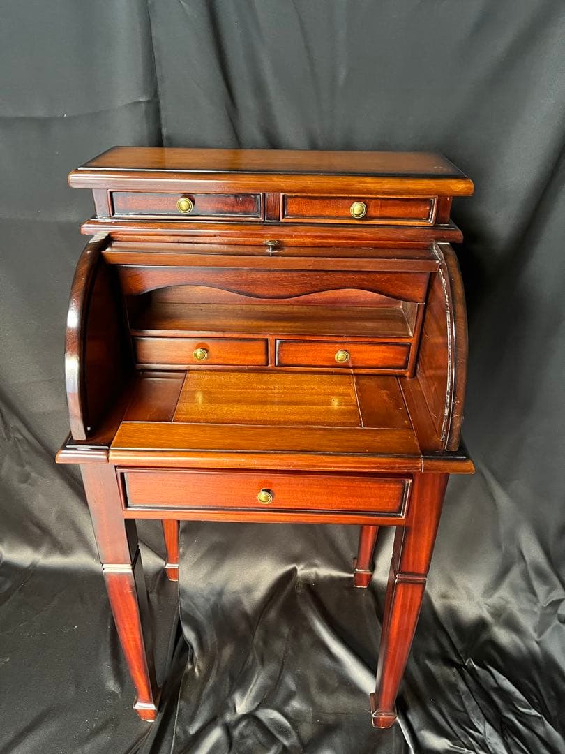 木製ロールトップライティングデスク