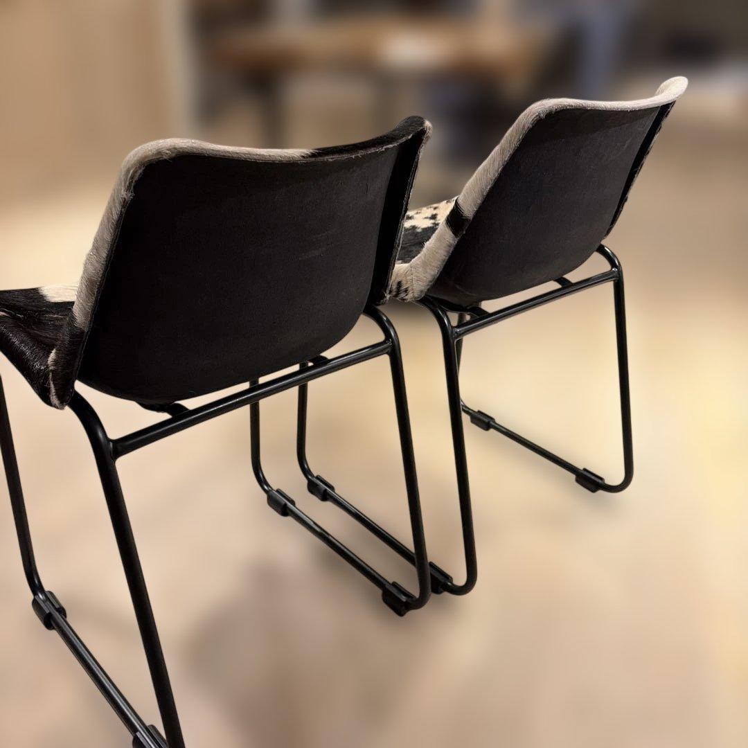 牛革ハラコの椅子2脚セット！最終値下げ