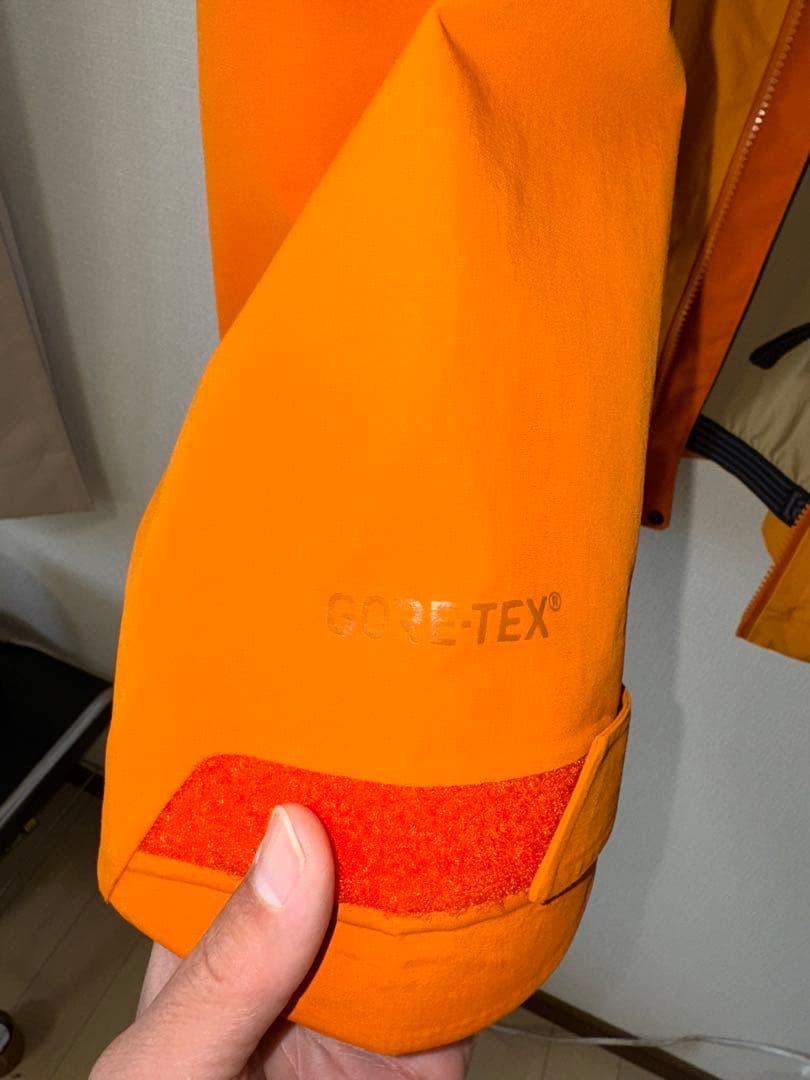 Burton [ak] GORE-TEX スノーボードジャケット L