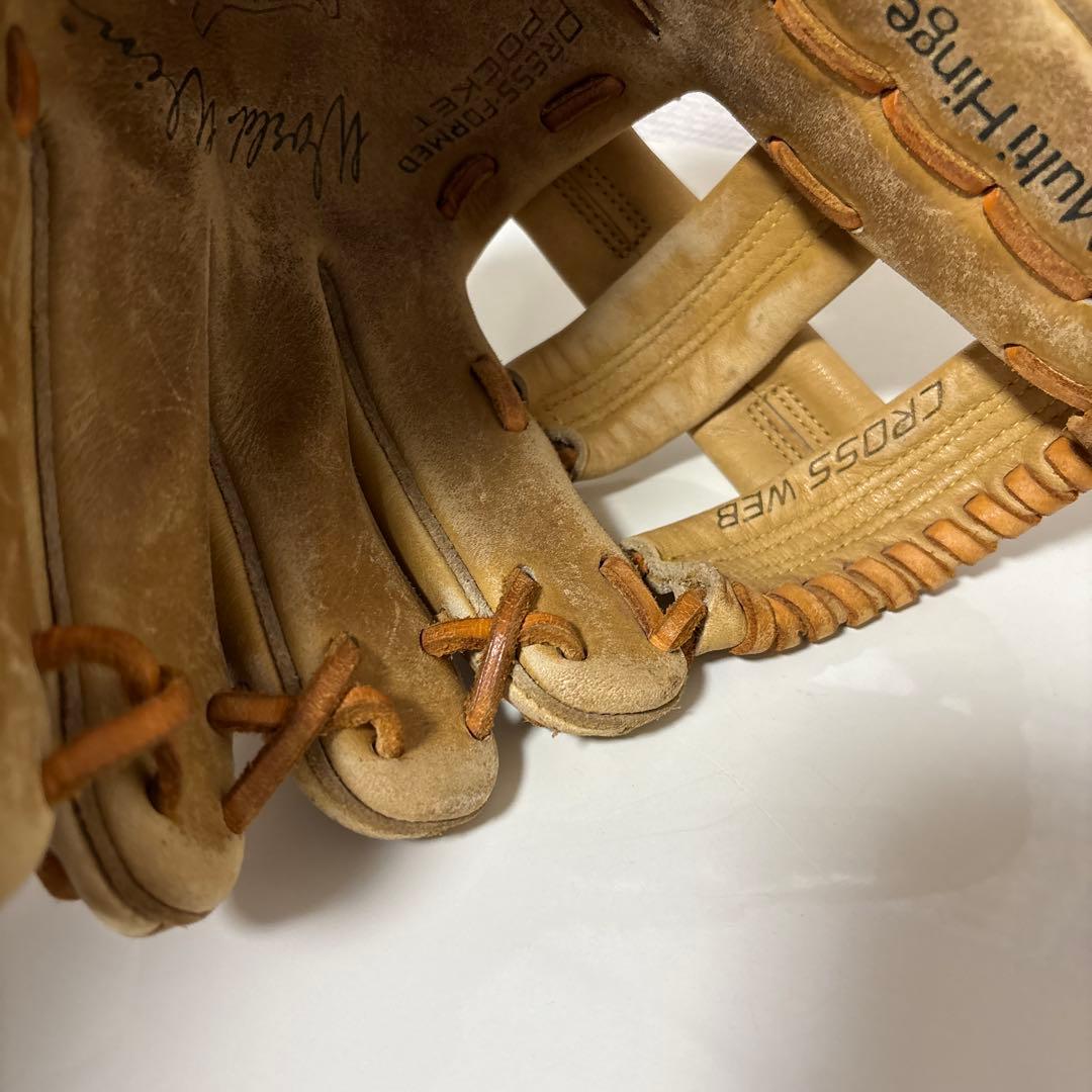 ミズノ グローブ　赤カップ　限定品