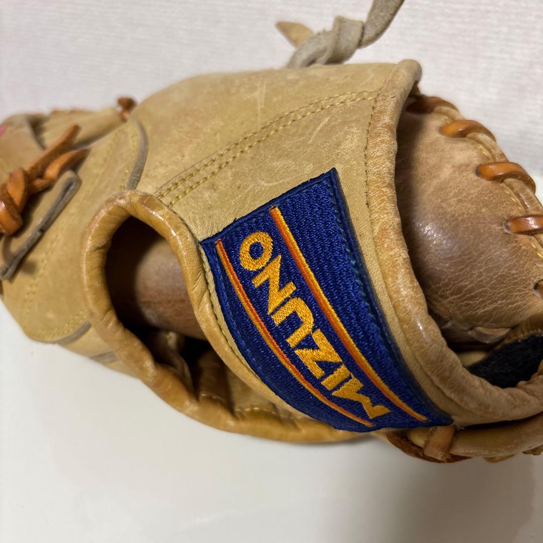 ミズノ グローブ　赤カップ　限定品