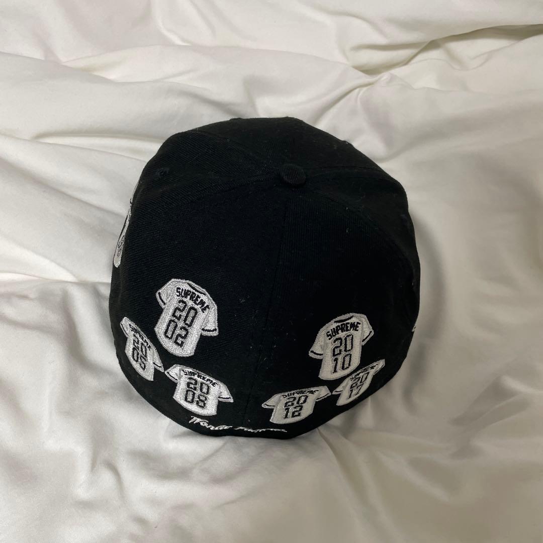 Supremeキャップ