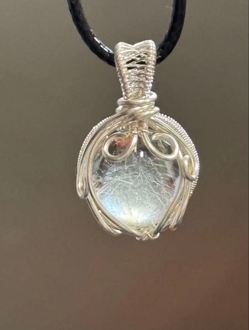 レア　シルバールチルクォーツ　ファントム　ペンダントトップ　12.7mm