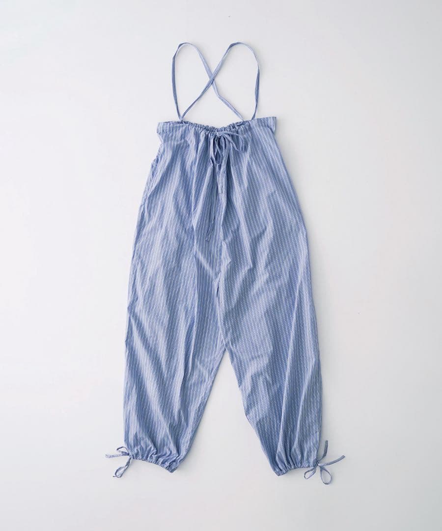 ネストローブ⭐︎今期IT'S MEサロペット新品未使用