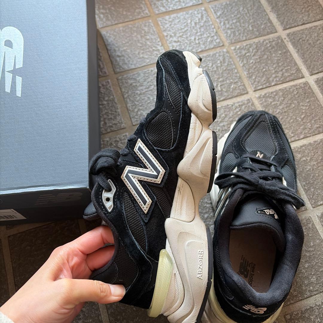 靴 New Balance 9060