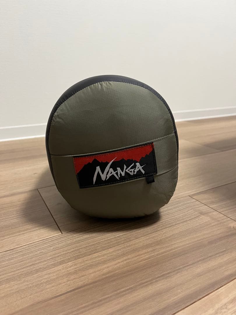 NANGA 寝袋　収納袋・一時保管用メッシュ袋付き