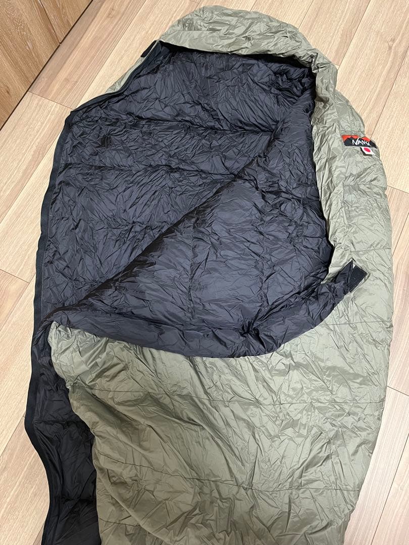 NANGA 寝袋　収納袋・一時保管用メッシュ袋付き