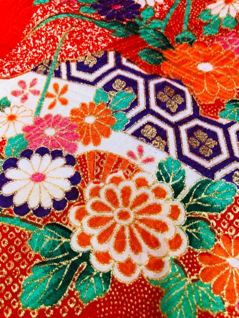 豪華7歳完全フルセット⭐︎人気赤地暈し絞り柄⭐︎花車金彩煌びやか逸品