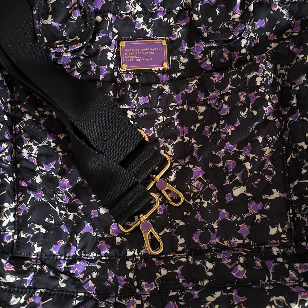 未使用　マークジェイコブ　マザーズバッグ　オムツ換えシート付き　匿名配送