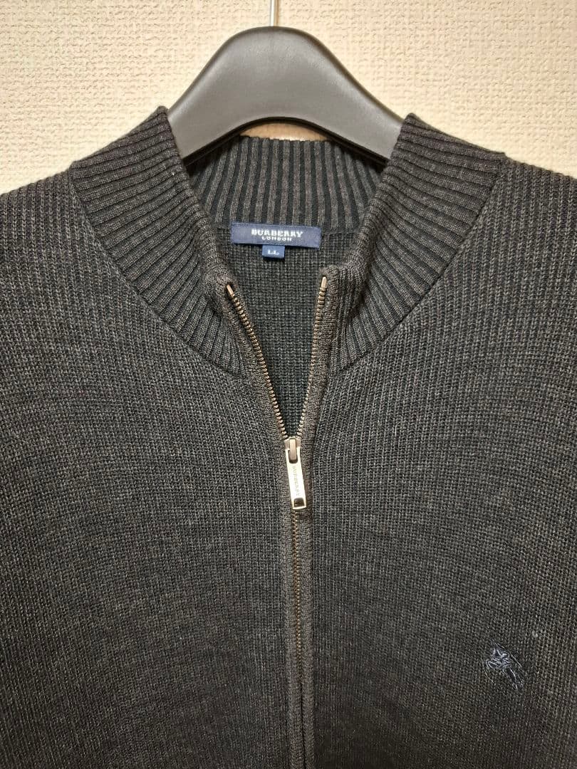 BURBERRYLONDON　 ダークグレー ジップアップニット　大きいサイズ