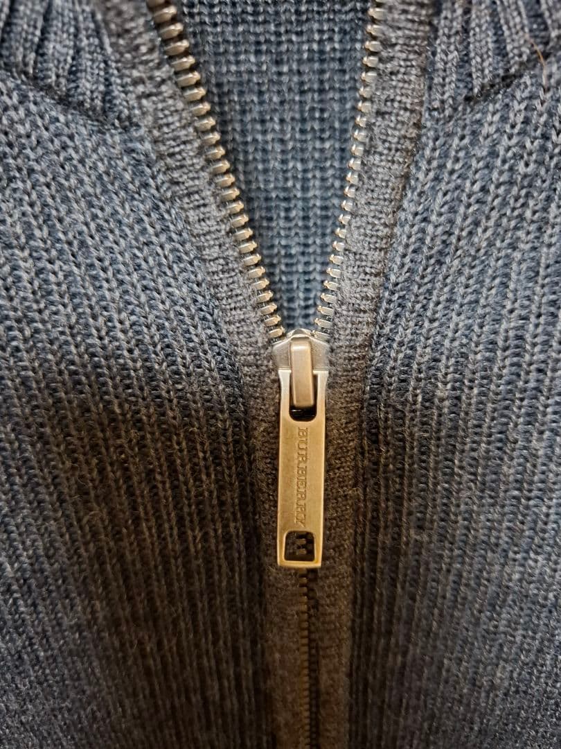 BURBERRYLONDON　 ダークグレー ジップアップニット　大きいサイズ