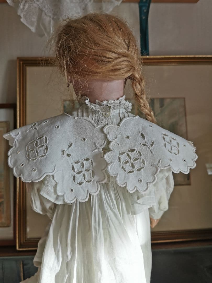 アンティーク オープンカットワーク花刺繍 アイレット スカラップスタイ 付け襟