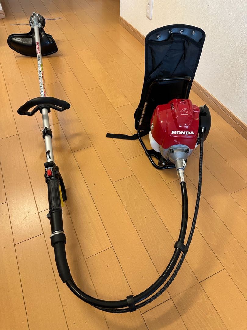 美品　HONDA 草刈り機 UMR425 ループハンドル ナイロンカッター仕様