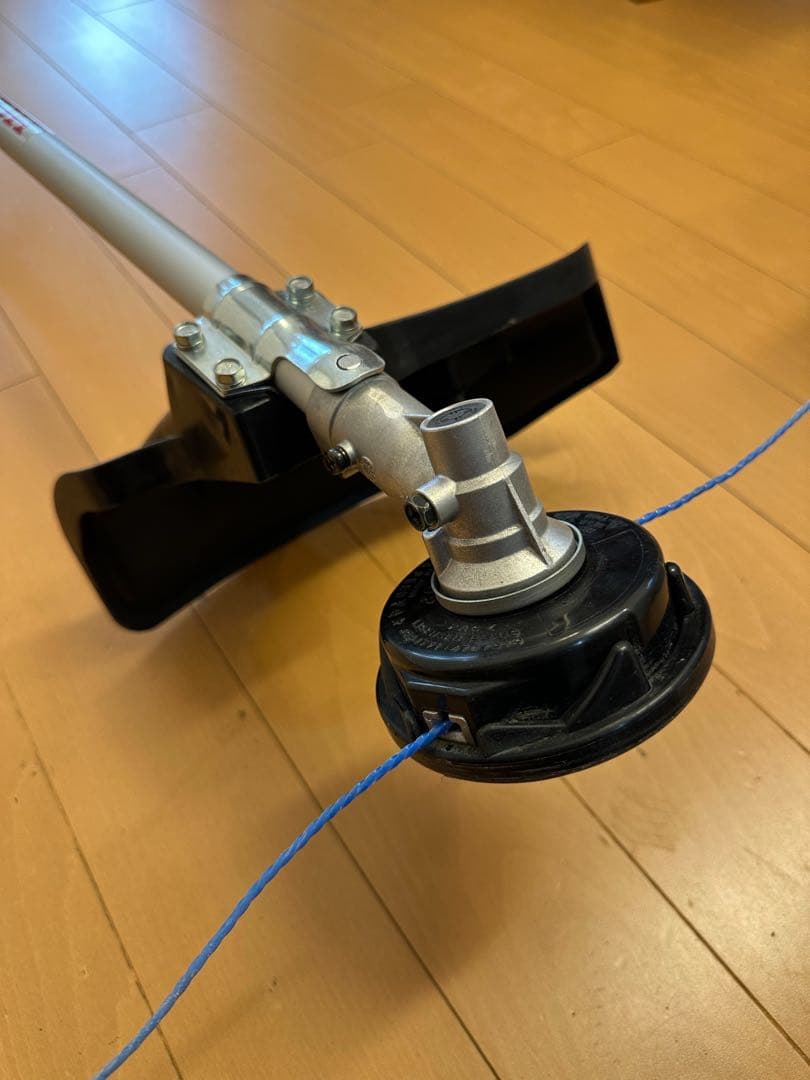 美品　HONDA 草刈り機 UMR425 ループハンドル ナイロンカッター仕様