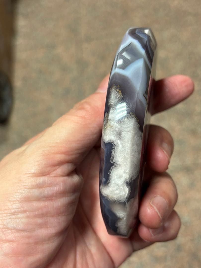 夜桜瑪瑙　夜桜メノウ　黒桜瑪瑙　ムーン型　月型　205g とても綺麗　インテリア