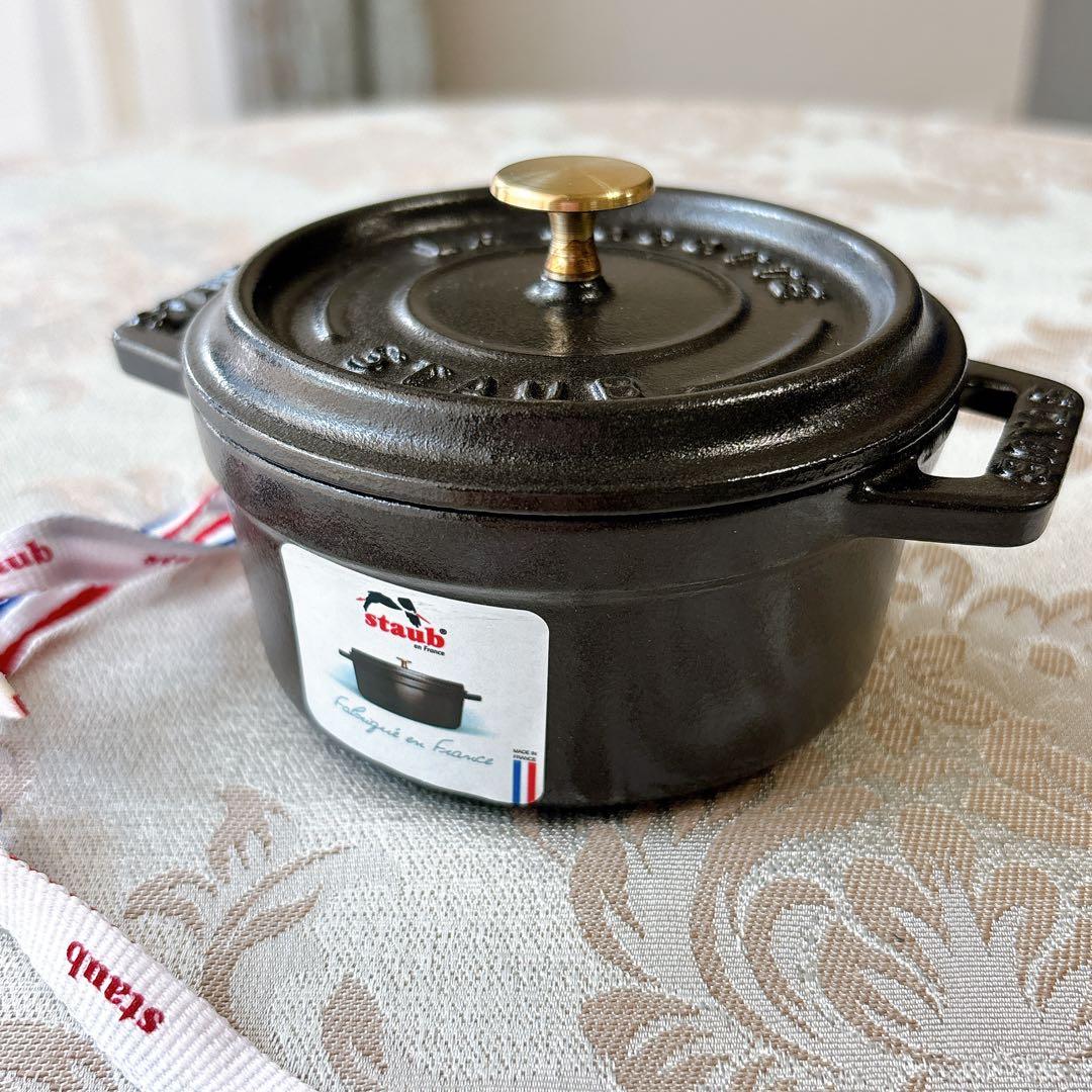 未使用　ストウブ　ピコココット　ラウンド　マット ブラック　黒　10cm