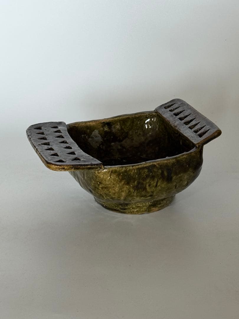 キムホノ　金憲鎬　織部鉢