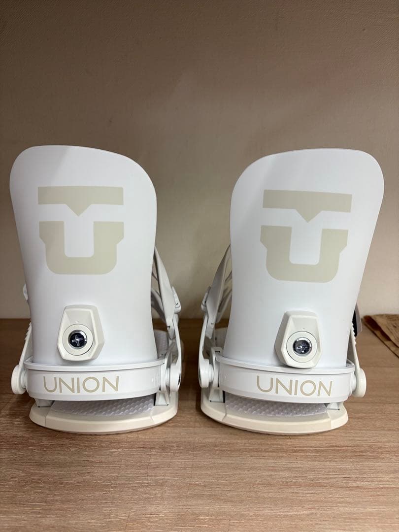 UNION ホワイト ビンディング