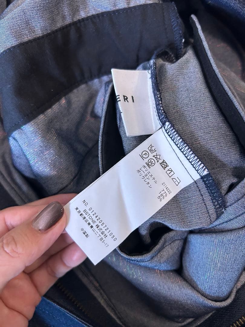 美品★ SHINY DENIM LIKE ROMPERS