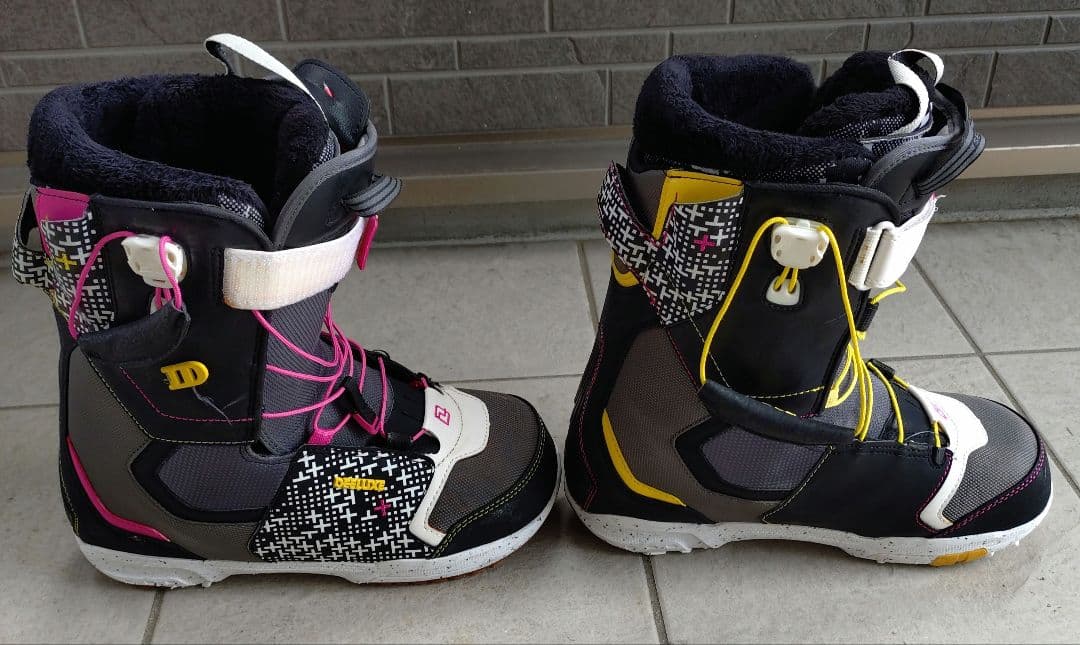 ディーラックス DEELUXE スノーボードブーツ　サーモインナー