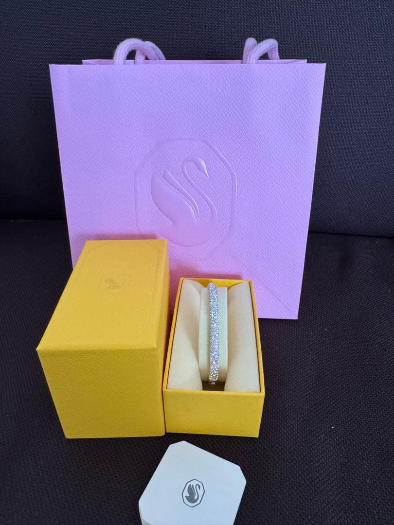 スワロフスキー　バングル　ブレスレット