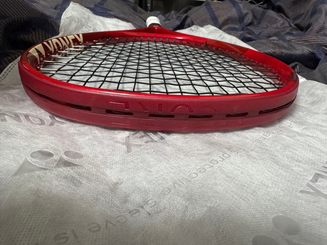２０２６年モデル 新作YONEX VCORE 98 ブイコア 305g G2