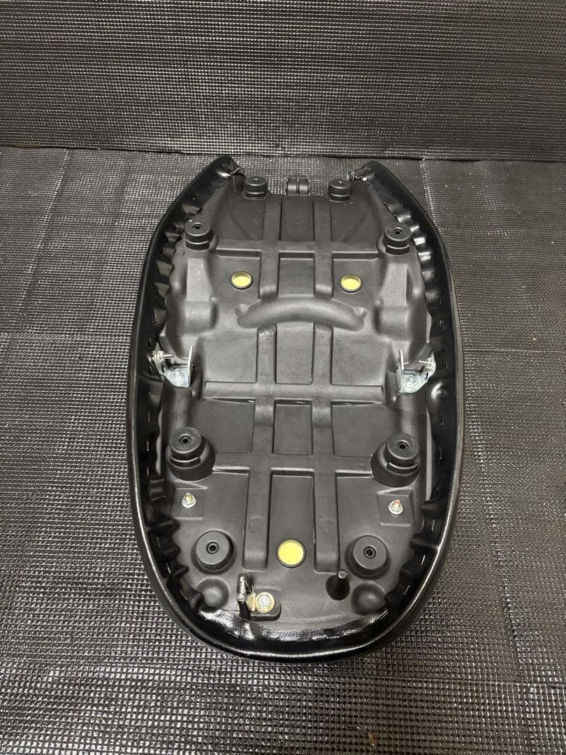 Z900RS ワンオフ カスタムシート 18〜24年