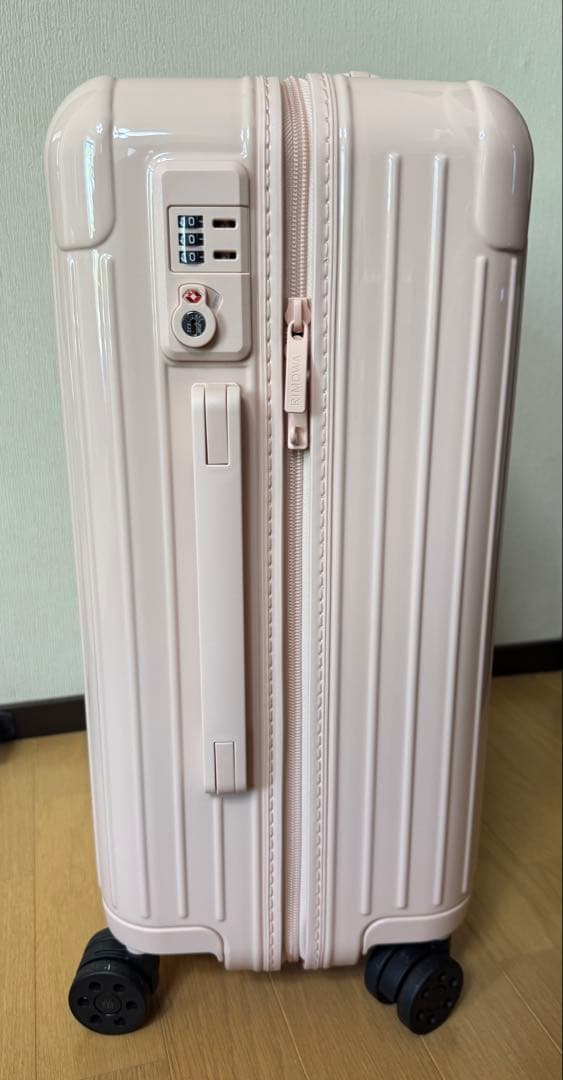 【新品】希少品！RIMOWA Essential Cabinペタルピンク
