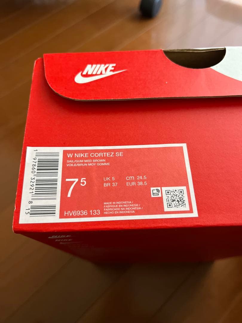 未使用品W Nike CORTEZ SE コルテッツ白オフホワイト24.5