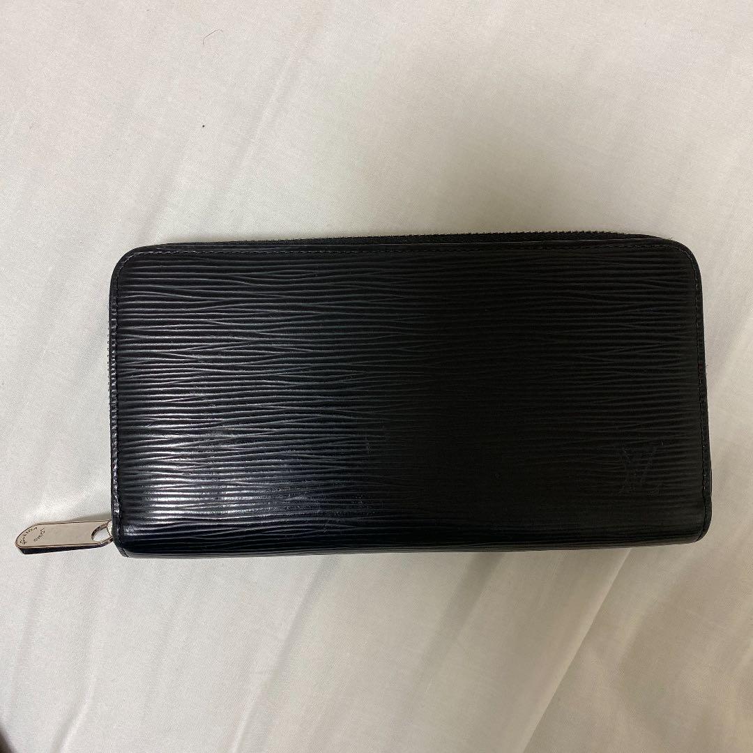 ルイヴィトン エピ 二つ折り財布