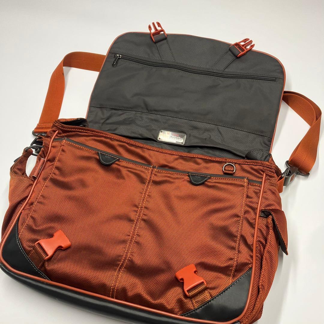 【希少】TUMI テック メッセンジャーバック レザー Y2K ショルダーバック