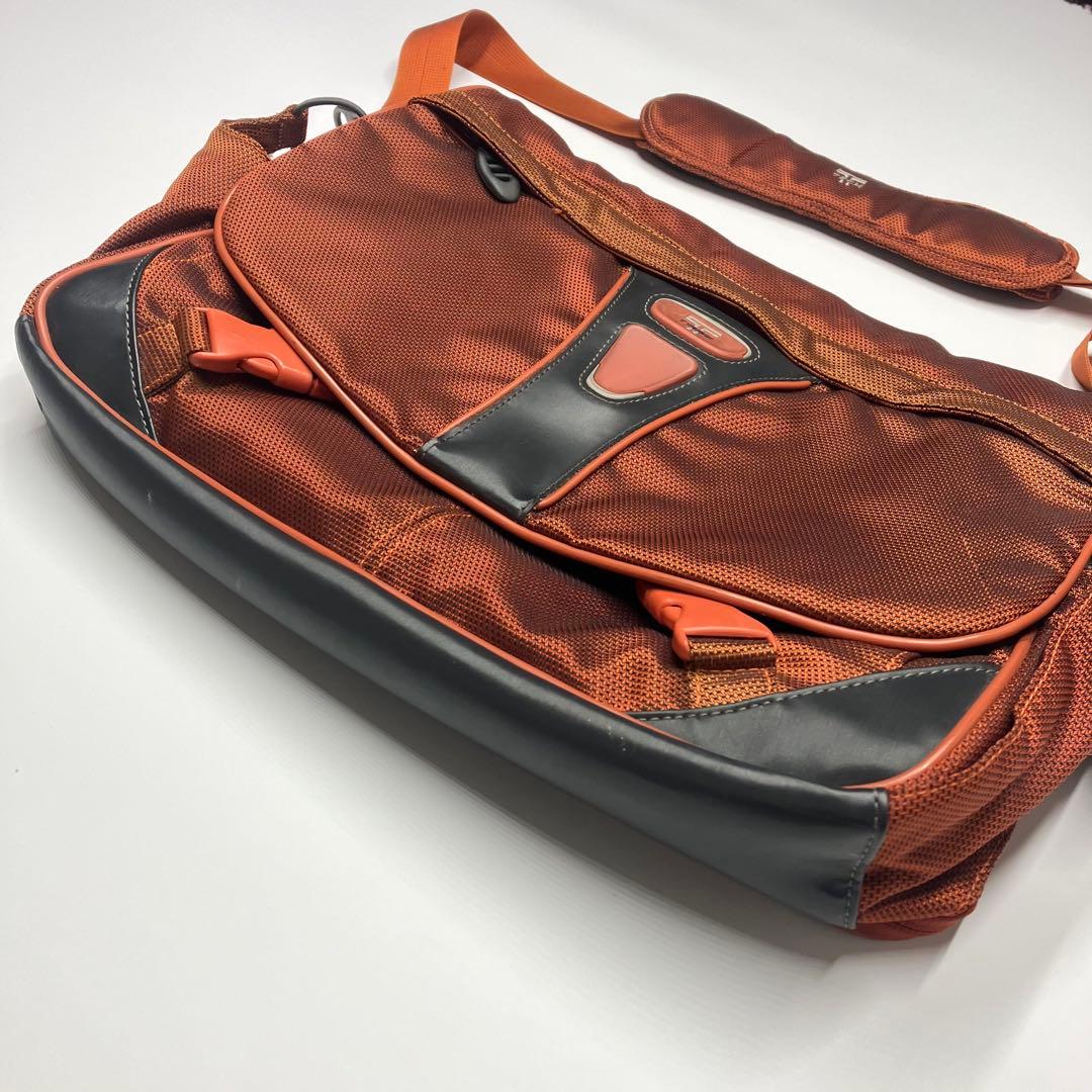 【希少】TUMI テック メッセンジャーバック レザー Y2K ショルダーバック