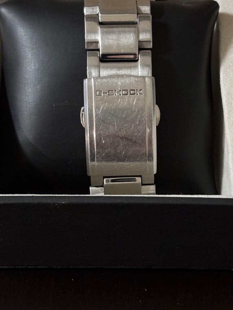 G-SHOCK 人気が高いGST B-100