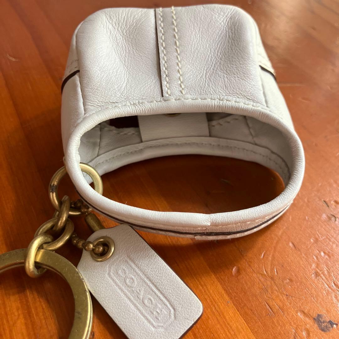 コーチ　ホワイトレザー キーホルダー キーチャーム