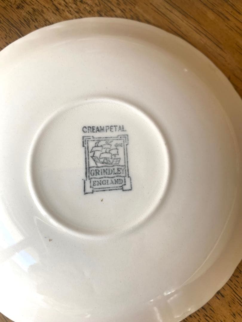 GRINDLEY CREAM PETAL 皿 5枚セット英国製. ブランド品、