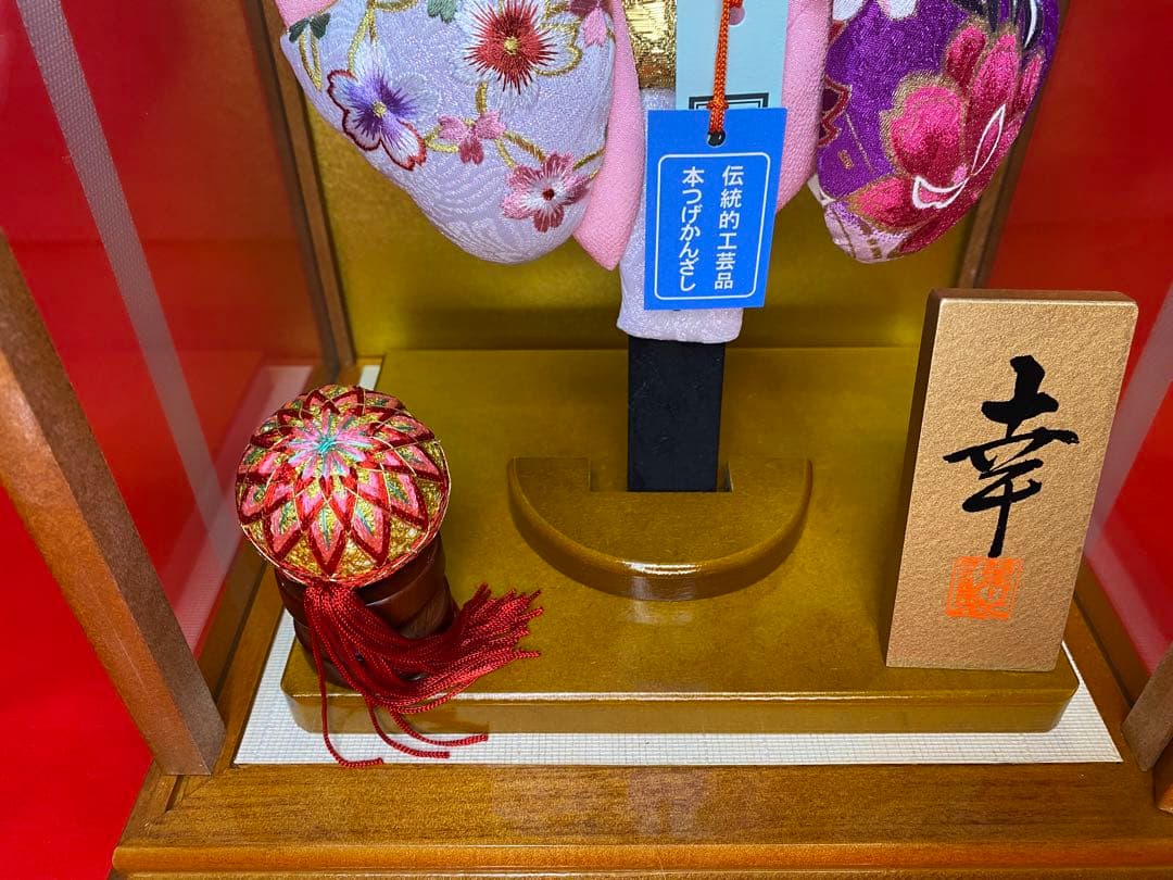 本つげかんざし　羽子板ガラスケース１０号・間口約２７×奥行約２１×高さ約４６㎝