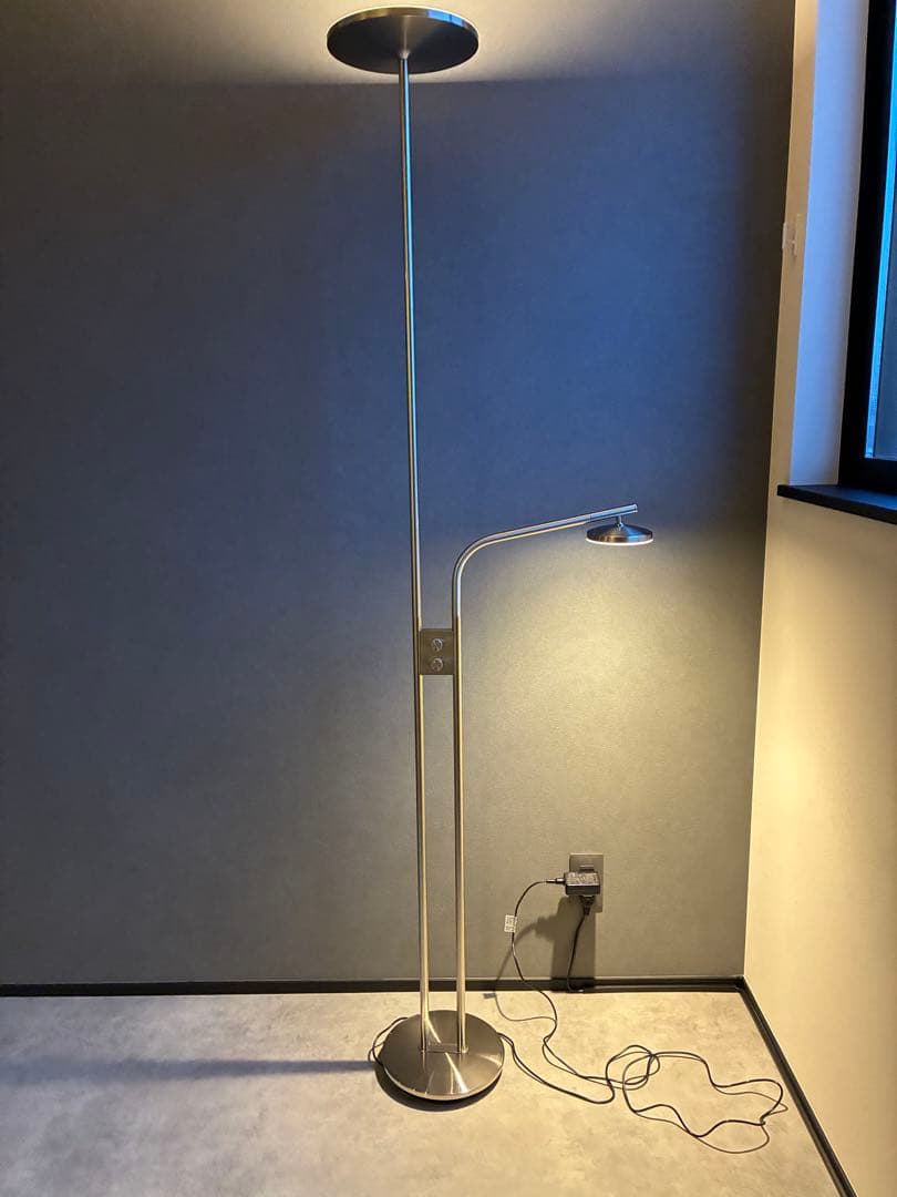 IKEA ISJAKT イスヤクト LEDフロアアップライト/読書ランプ