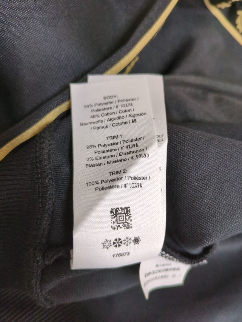 R様購入品　フレッドペリー トラックジャケット ブラック 黒 ゴールド 金