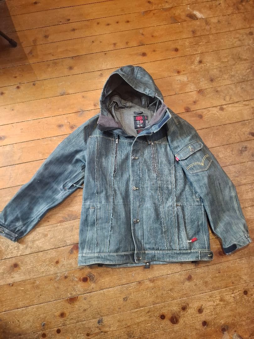 686×リーバイスのスノーボードウエアーセット　レア