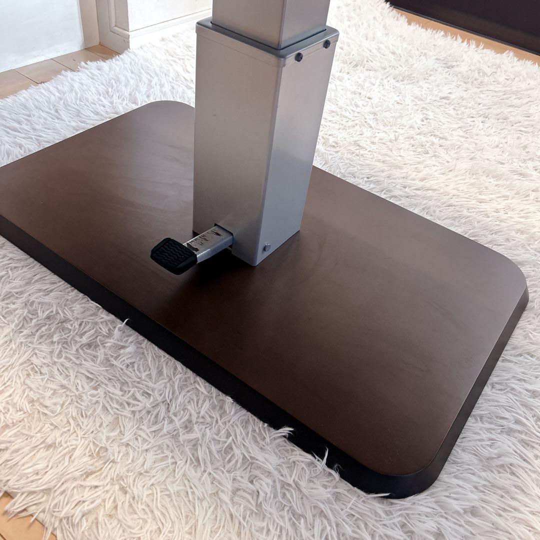 ニトリ　ペダル式　昇降式テーブル