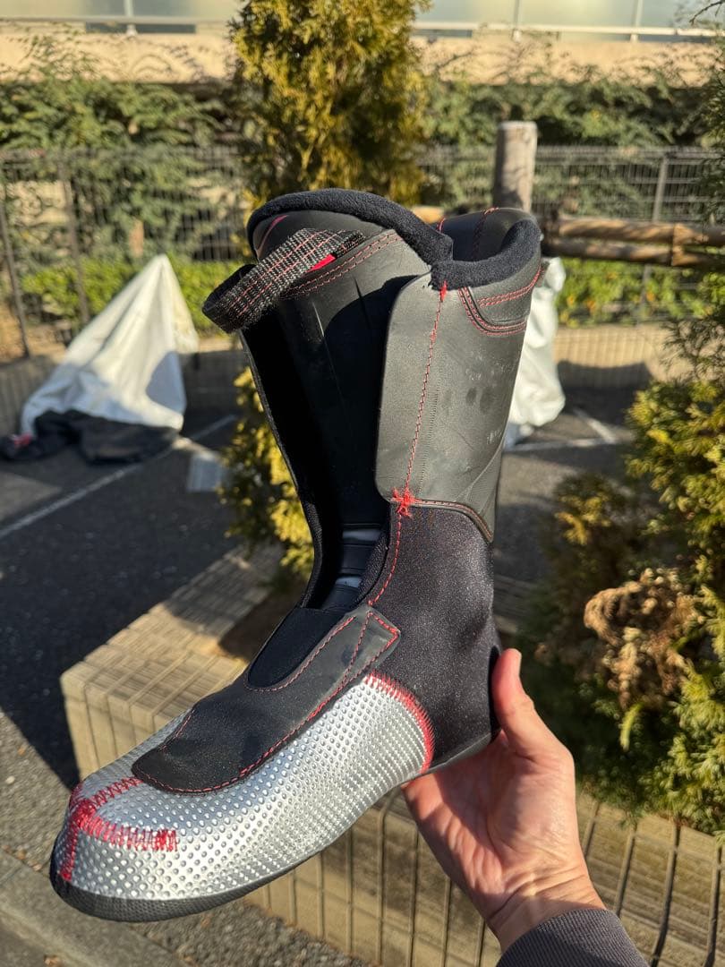 スキーブーツ Atomic hawx prime100 Black Red