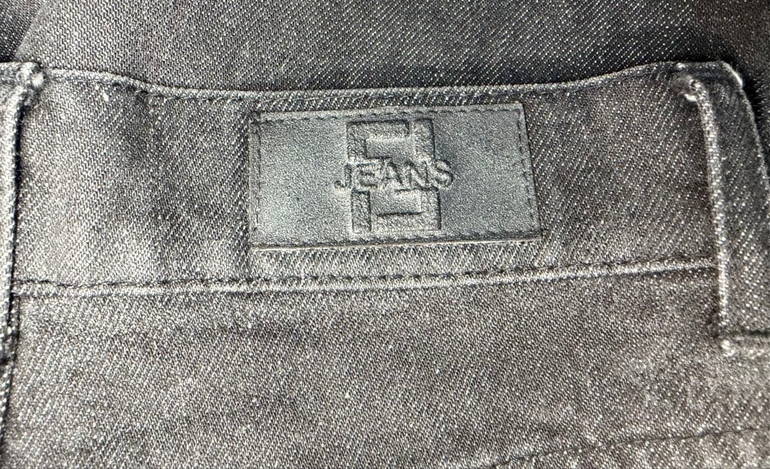 【FENDI】刺繍入り デニムパンツ ジーンズ