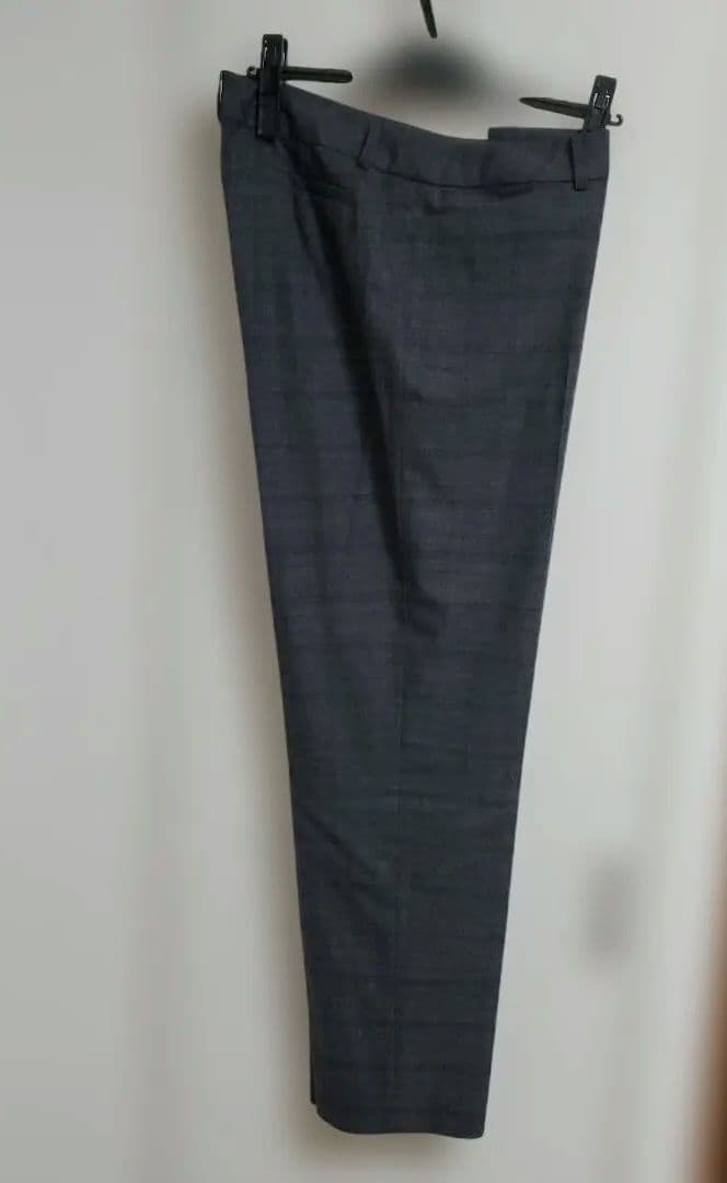 レディース　パンツスーツ グレー系　上下セット　大きいサイズ　17号