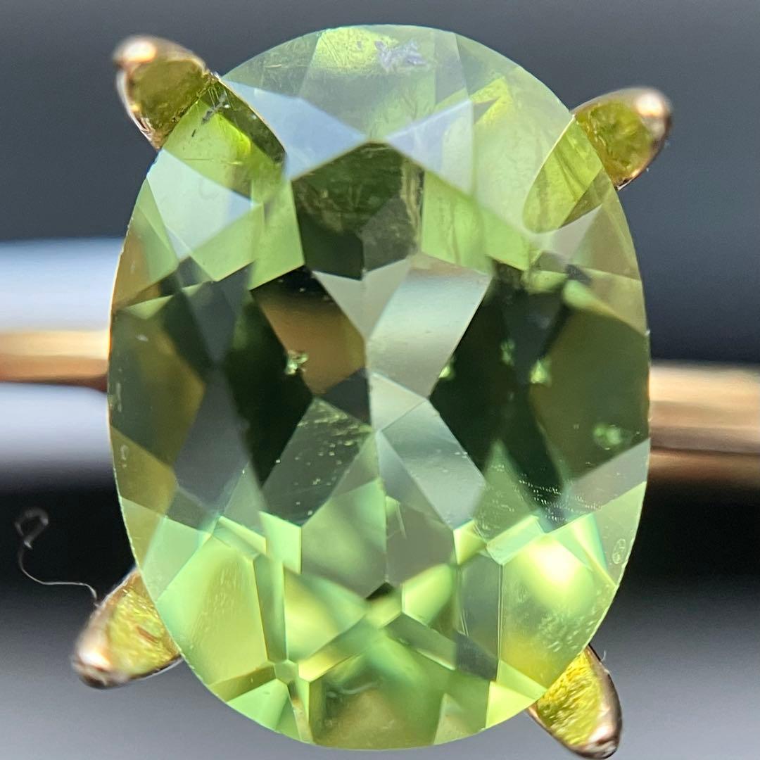 【きゅうさまご確認用】ペリドットのオーバルファセットリング1229