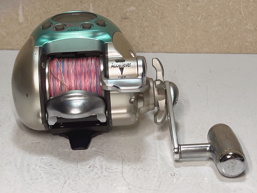 RyobiリョービAdventure 電動 VS700AT 電動リール